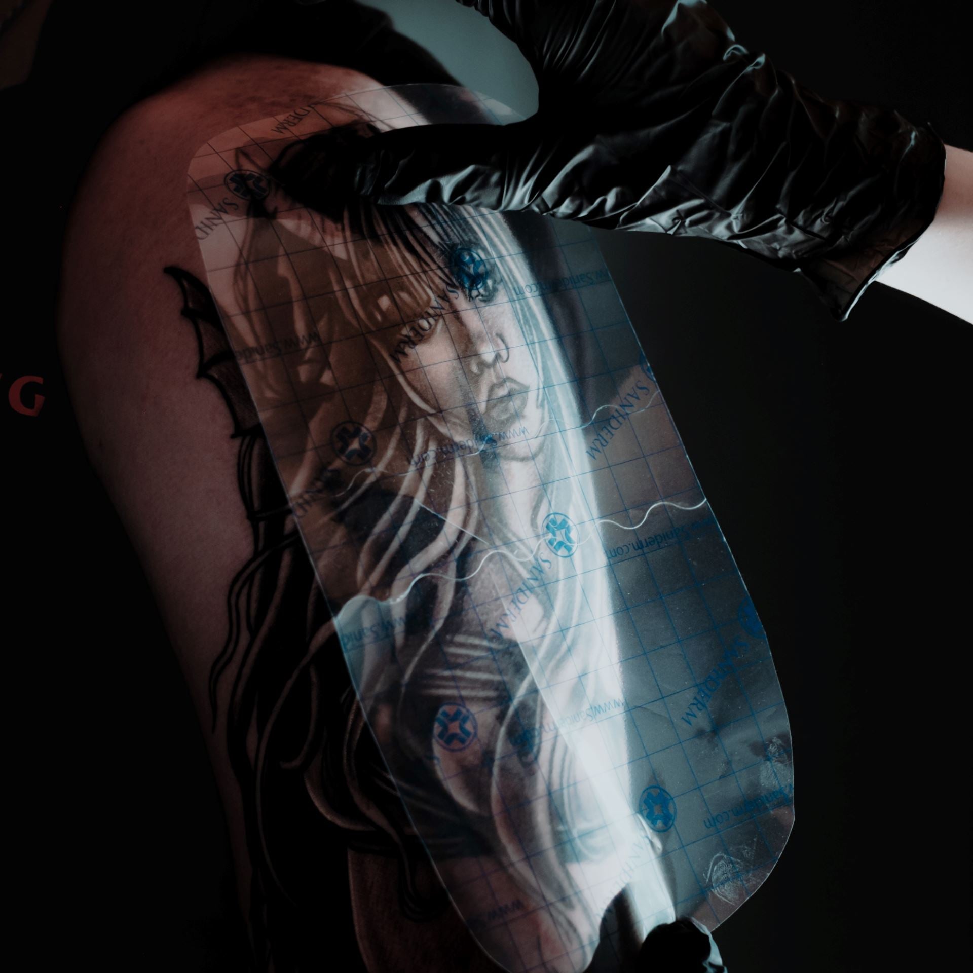 Original Tattoo Bandage 25-Pack - Large (8 in x 10 in) Artist Pack Saniderm Tattoo Aftercare